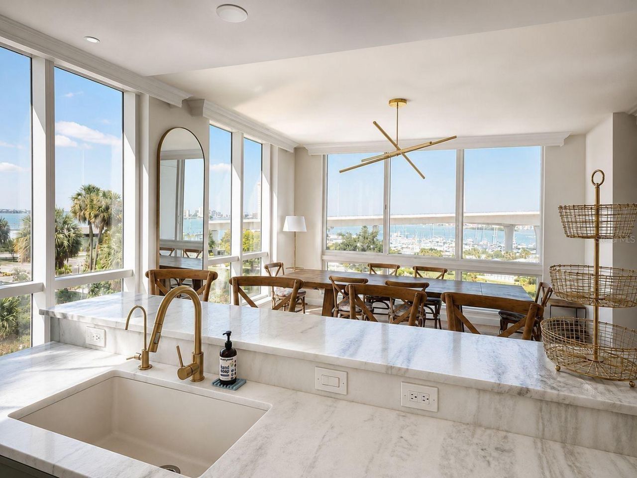 331 Cleveland Street, Unit 303, Clearwater, FL 33755 Photo