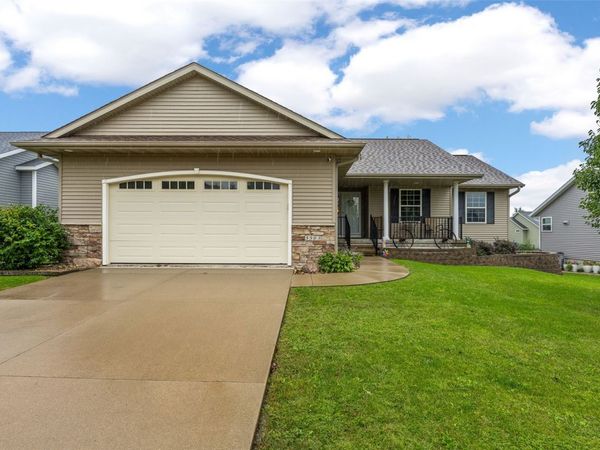 5503 Ruhd Street SW, Cedar Rapids, IA 52404