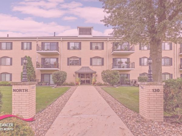 130 Thompson Drive SE, Unit 212, Cedar Rapids, IA 52403