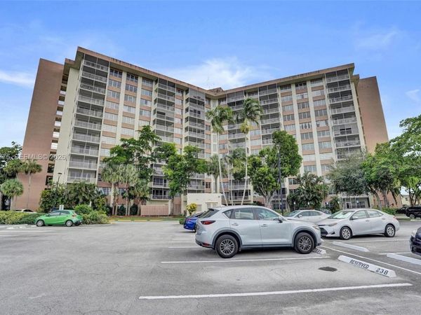 10777 W Sample Rd , Unit 718, Coral Springs, FL 33065