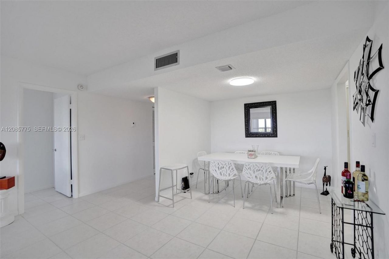 10777 W Sample Rd , Unit 718, Coral Springs, FL 33065 Photo