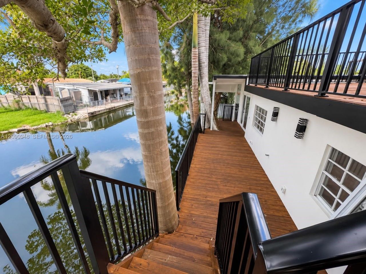 3301 NW 13th Terr, Miami, FL 33125 Photo