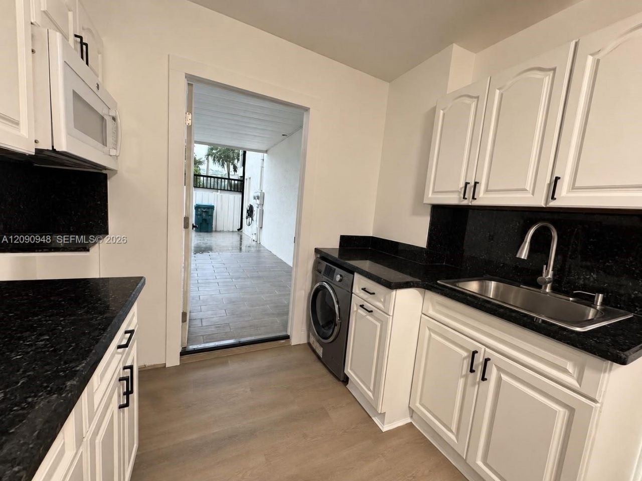 3301 NW 13th Terr, Miami, FL 33125 Photo