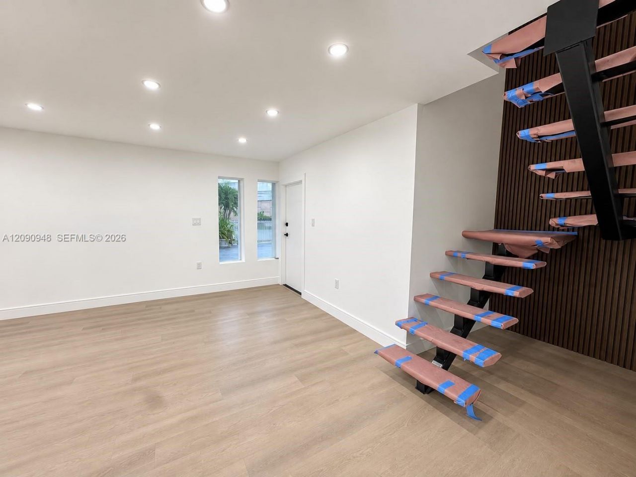 3301 NW 13th Terr, Miami, FL 33125 Photo