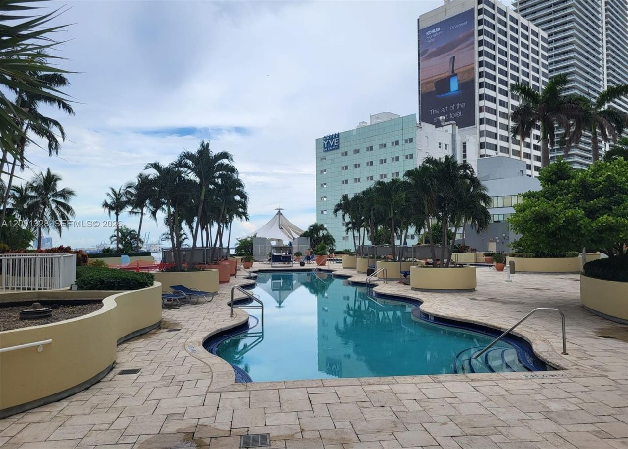253 NE 2nd St, Unit 234, Miami, FL 33132 Photo