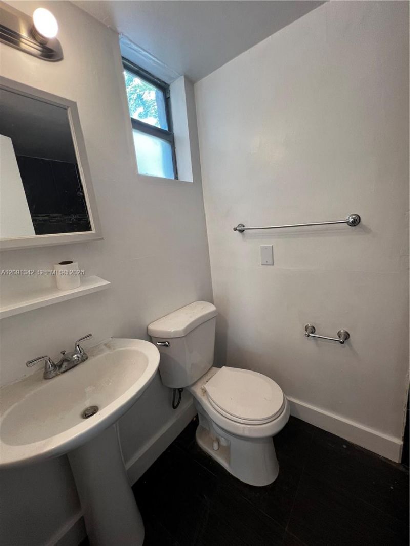 1040 Jefferson Ave, Unit 5, Miami Beach, FL 33139 Photo