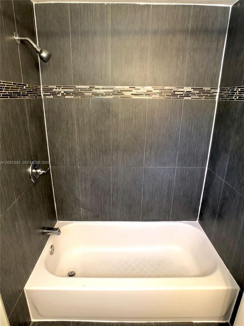 1040 Jefferson Ave, Unit 5, Miami Beach, FL 33139 Photo