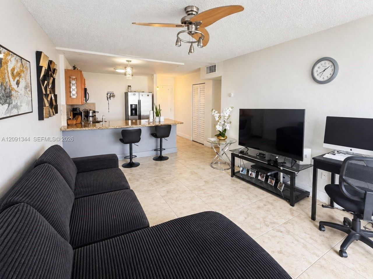 4550 NW 9th St, Unit 901E, Miami, FL 33126 Photo