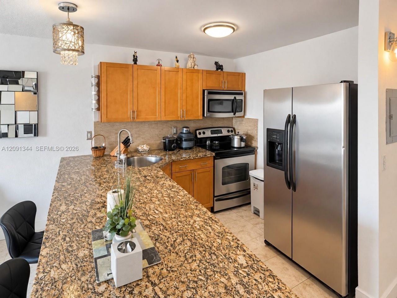 4550 NW 9th St, Unit 901E, Miami, FL 33126 Photo
