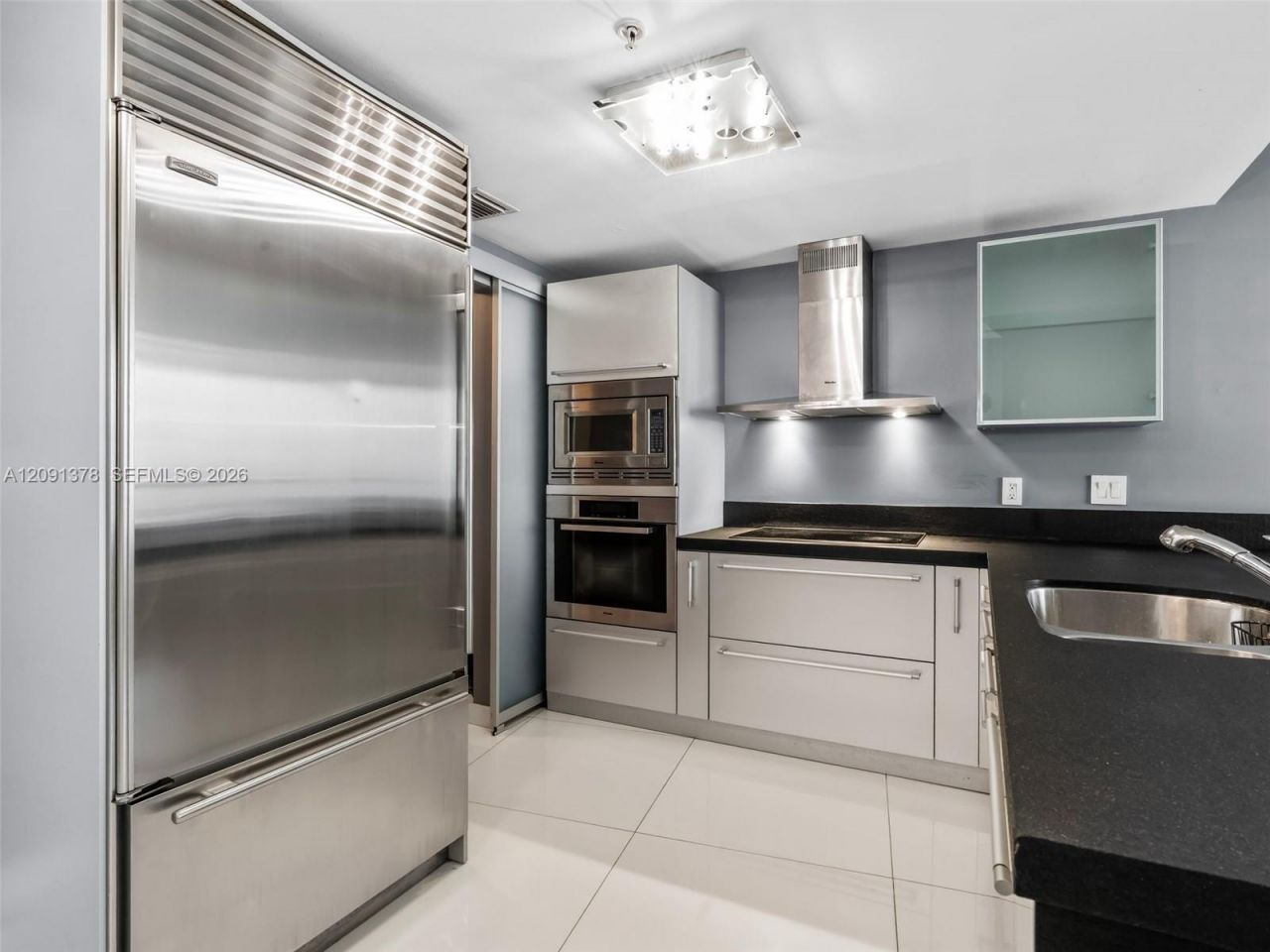 18201 Collins Ave, Unit 5303, Sunny Isles Beach, FL 33160 Photo