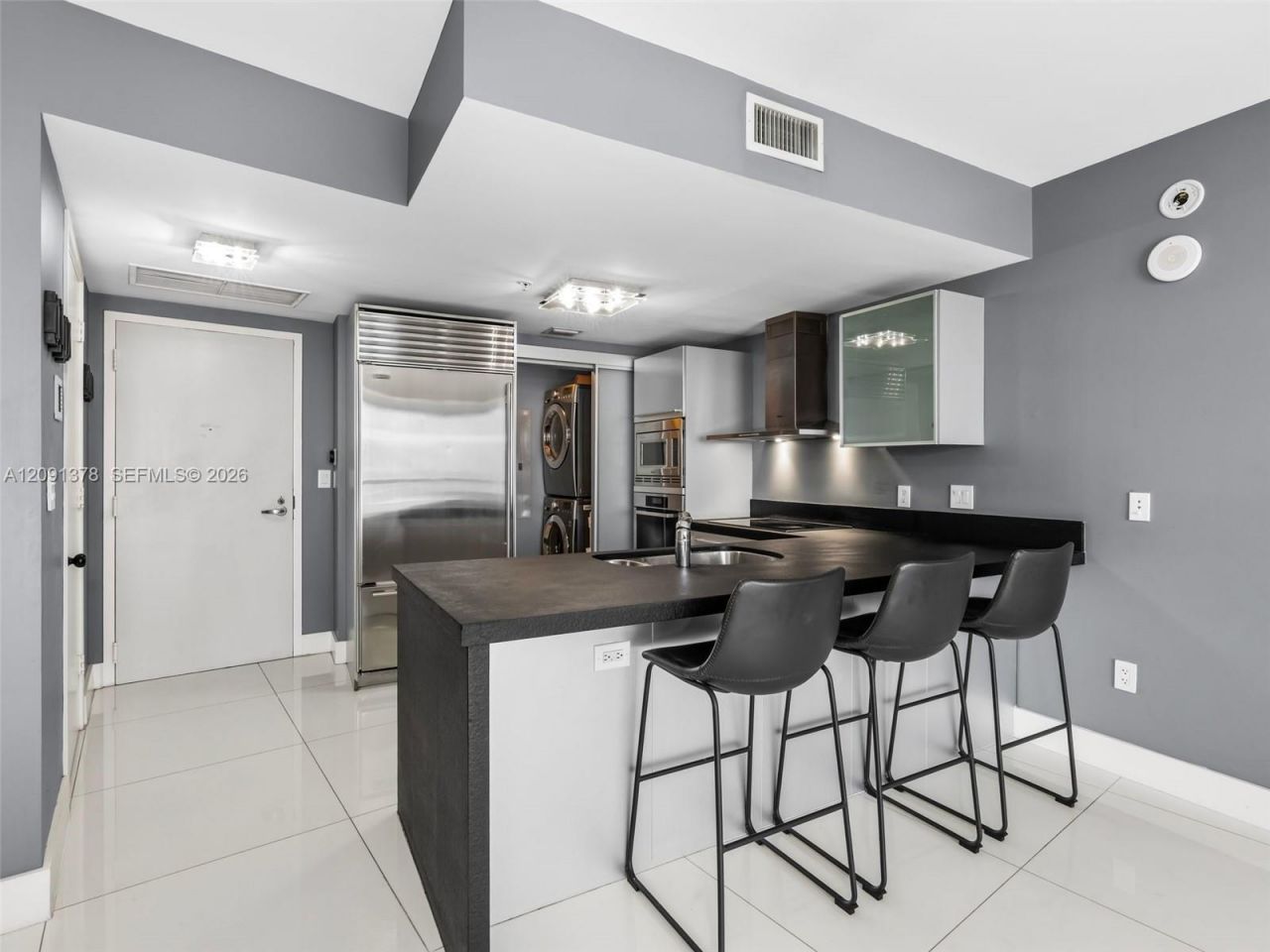 18201 Collins Ave, Unit 5303, Sunny Isles Beach, FL 33160 Photo