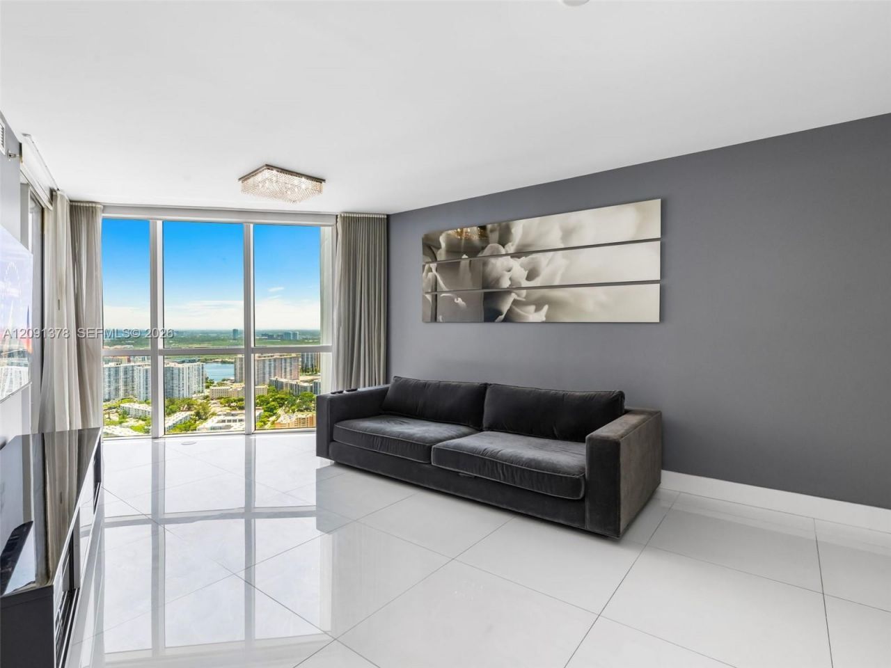 18201 Collins Ave, Unit 5303, Sunny Isles Beach, FL 33160 Photo