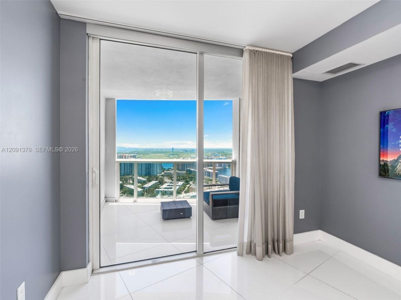 18201 Collins Ave, Unit 5303, Sunny Isles Beach, FL 33160 Photo