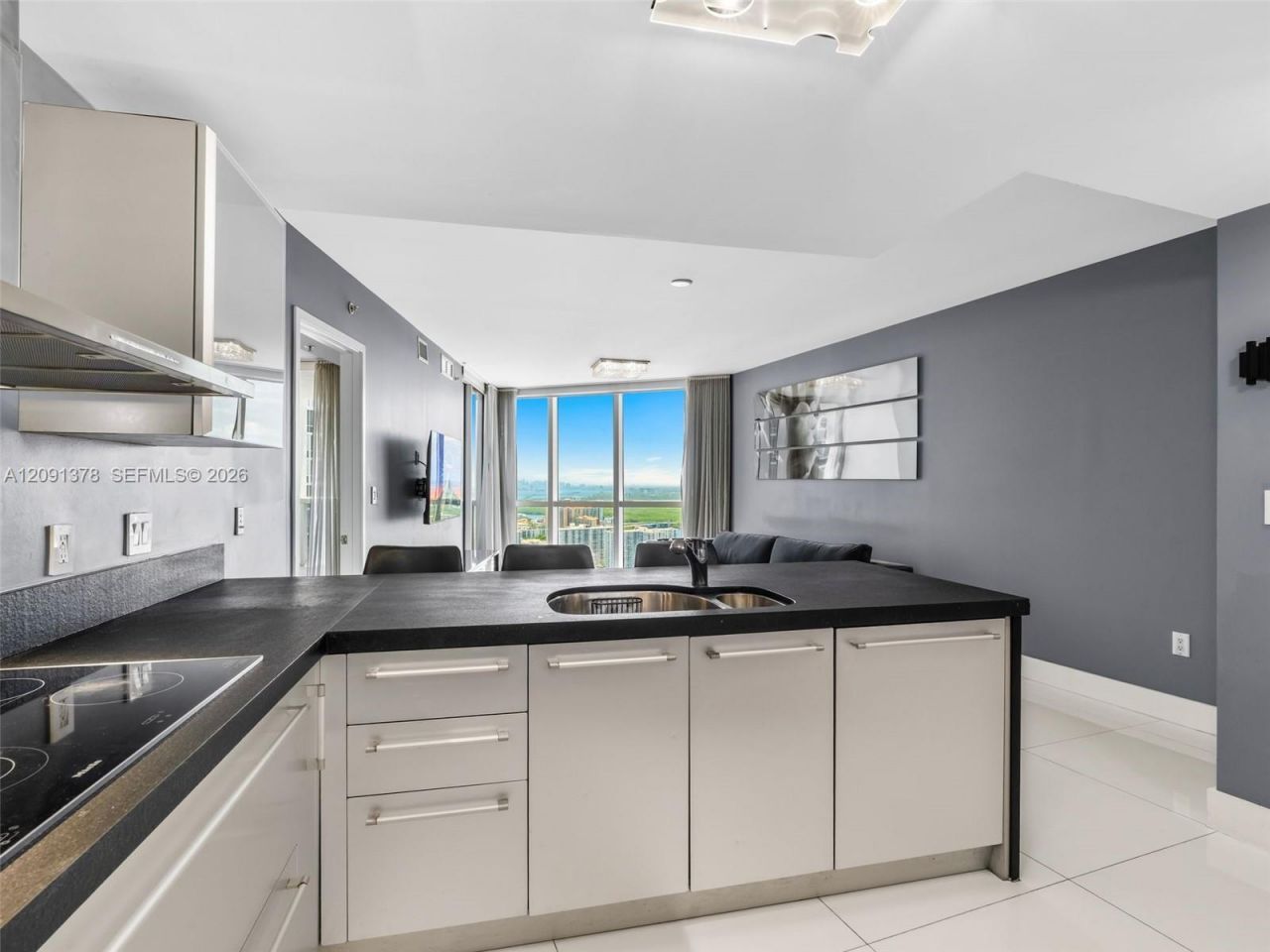 18201 Collins Ave, Unit 5303, Sunny Isles Beach, FL 33160 Photo