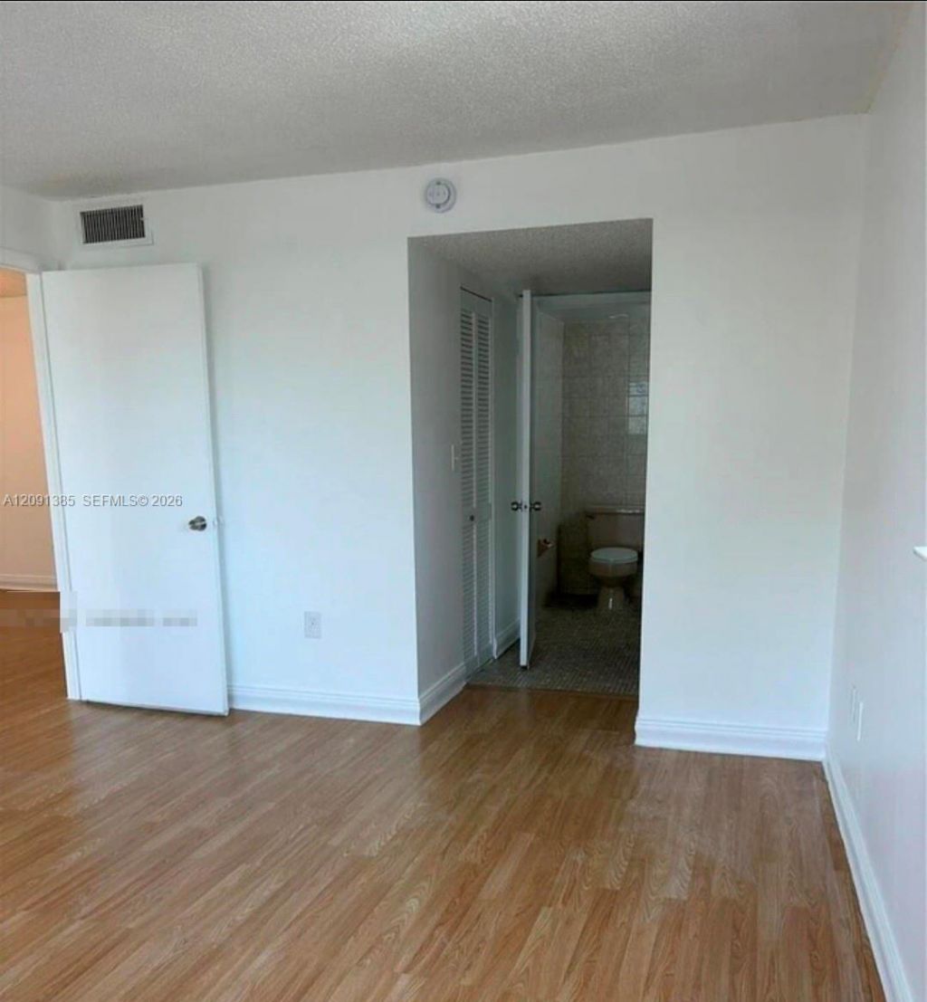1150 Collins Ave, Unit 404, Miami Beach, FL 33139 Photo