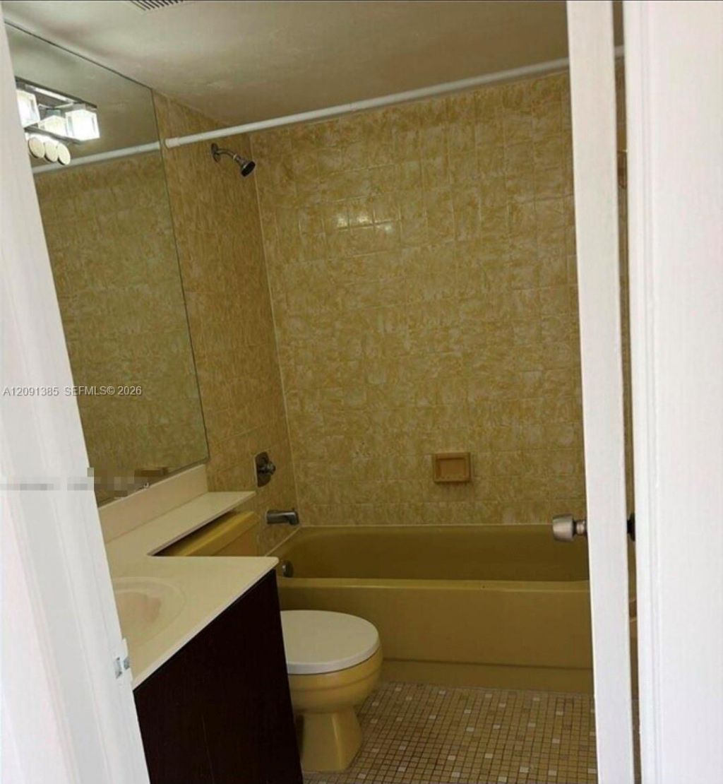 1150 Collins Ave, Unit 404, Miami Beach, FL 33139 Photo