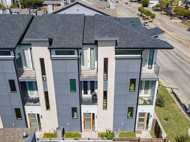 145 N Henderson Avenue, Unit 102, Dallas, TX 75214