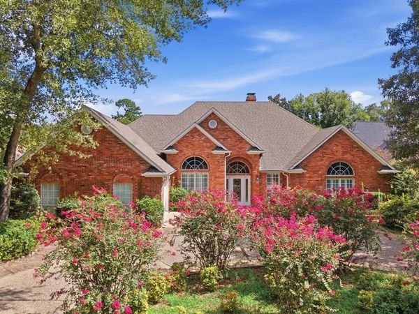 3403 Pinecreek Drive , Tyler, TX 75707