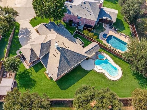 2405 Warwick Circle, McKinney, TX 75072