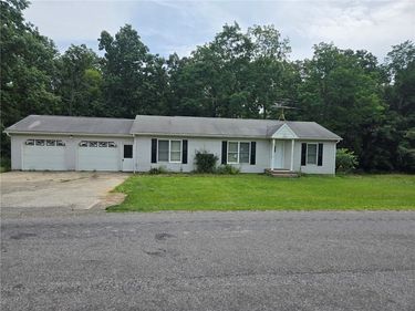 2885 County House Woods Road , Keuka Park, NY 14478