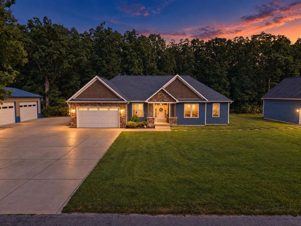 10955 NW Makeever Drive, DeMotte, IN 46310
