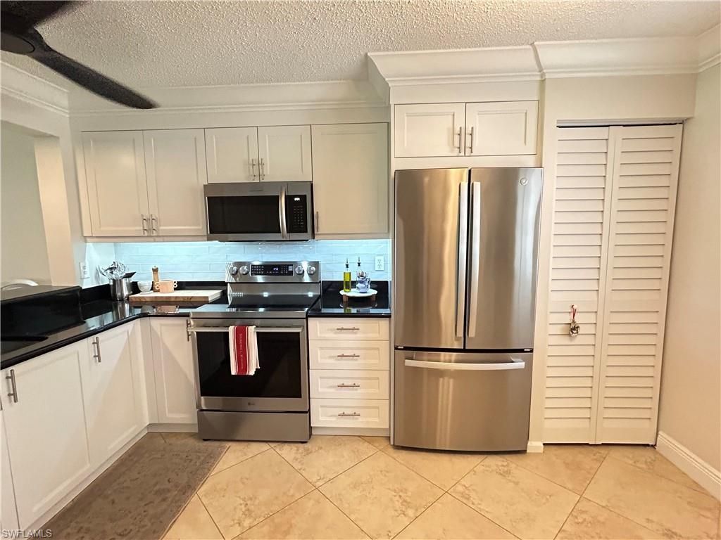 6780 Dennis Cir, Unit M103, Naples, FL 34104 Photo