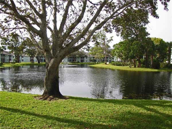 125 WADING BIRD CIR , Unit 106, NAPLES, FL 34110