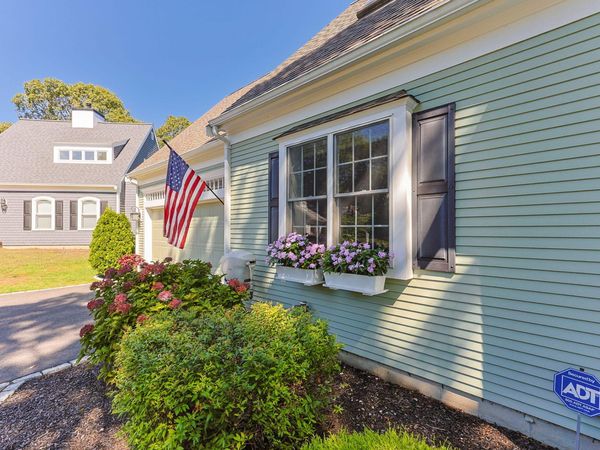 12 Coastal Lane, Hyannis, MA 02601