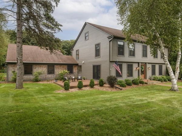 15025 Westover ROAD, Elm Grove, WI 53122