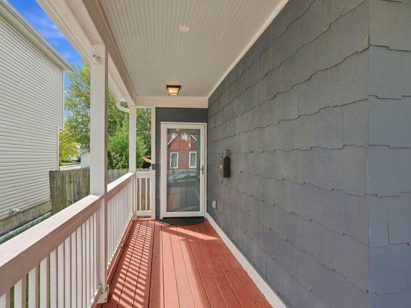 593 Reinhard Avenue, Columbus, OH 43206 Photo 4
