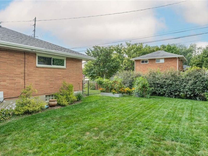 829 Lovetta Drive, Kettering, OH 45429 Photo 40