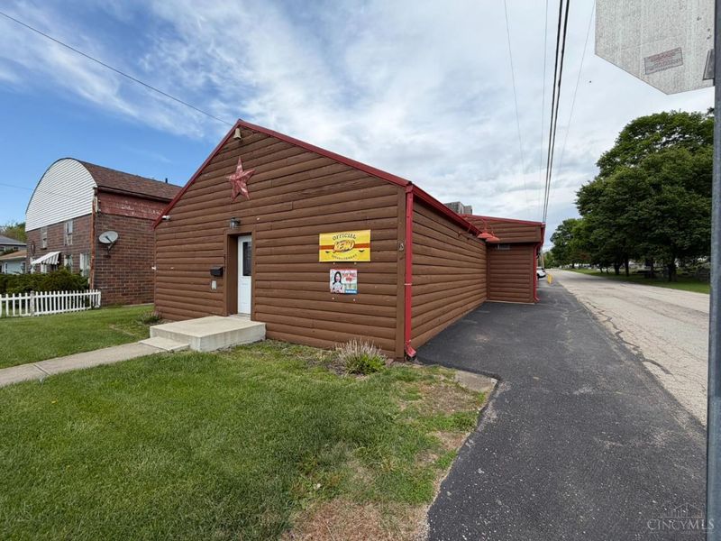 617 S Washington Street, New Paris, OH 45347 Photo 4