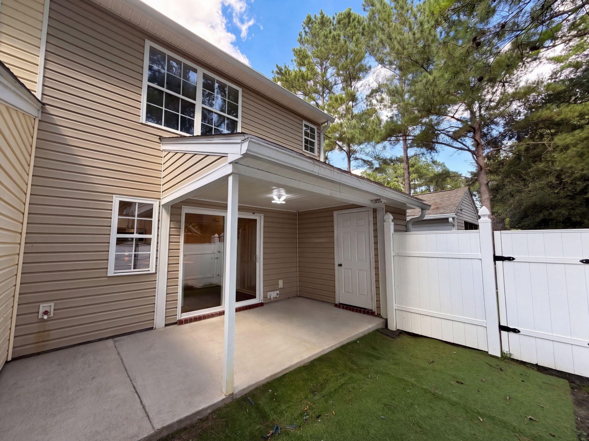 112 Taylor Circle Photo 17