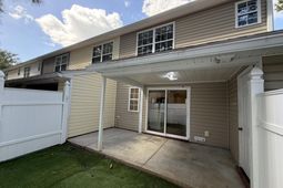 112 Taylor Circle photo 4