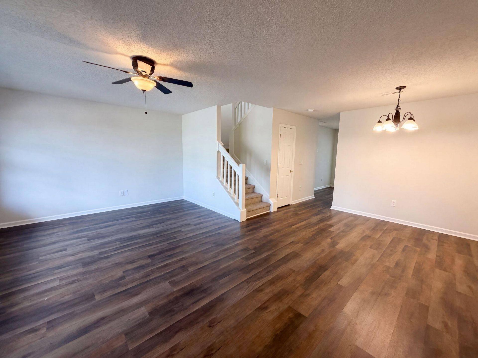 112 Taylor Circle Photo 7