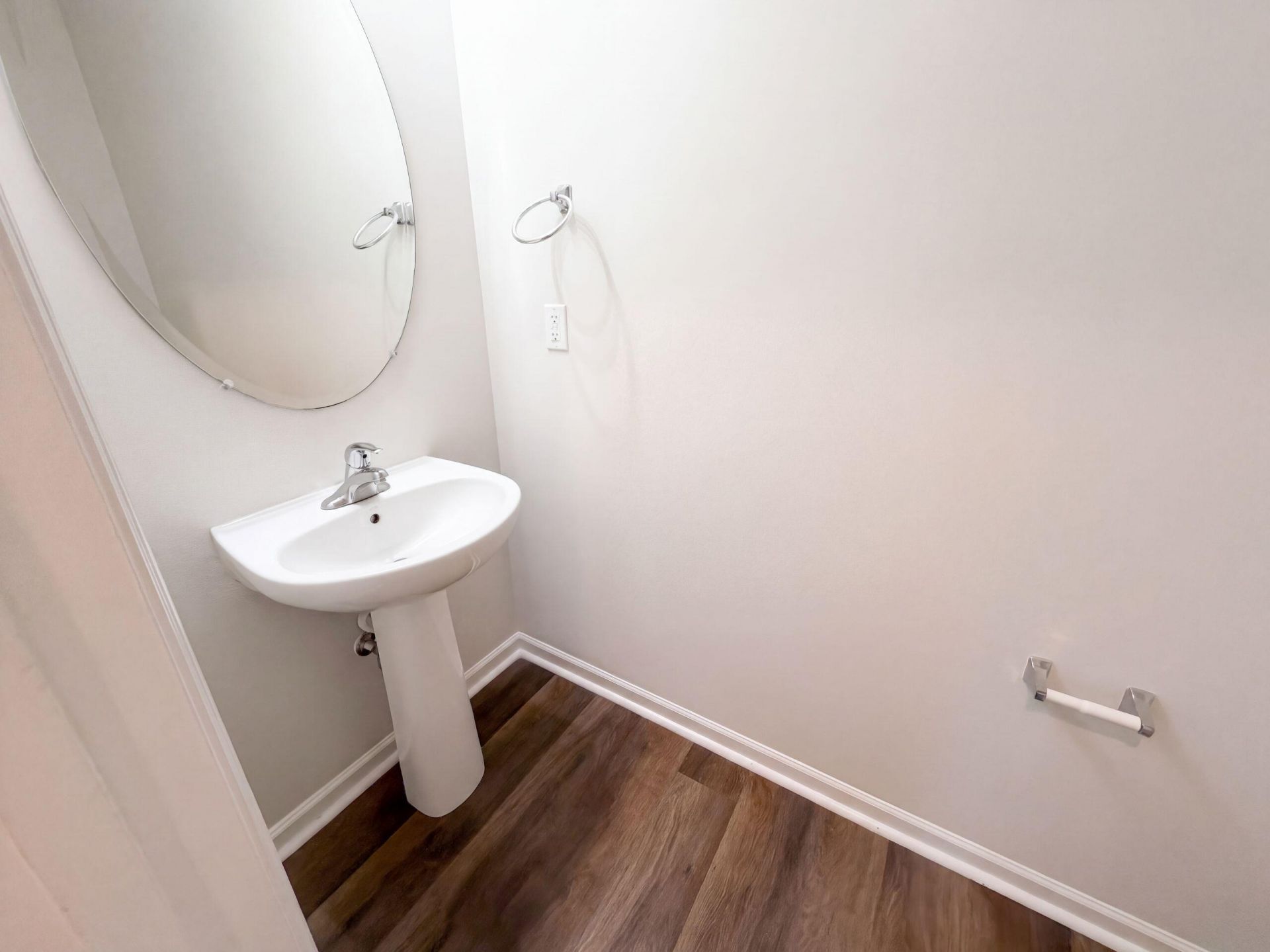 112 Taylor Circle Photo 8