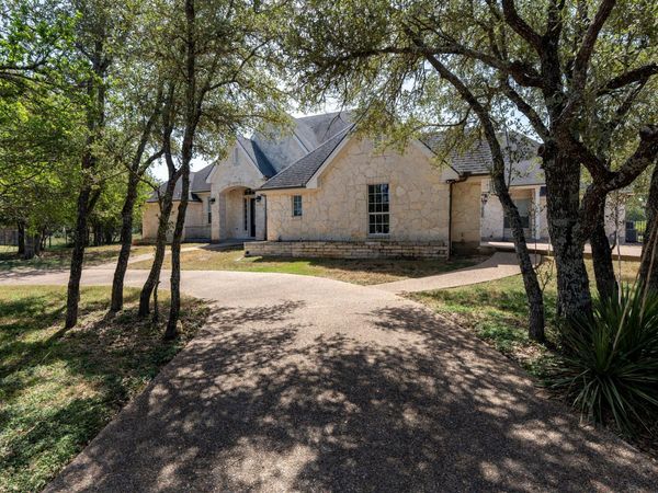 285 W Overlook Mountain RD, Buda, TX 78610