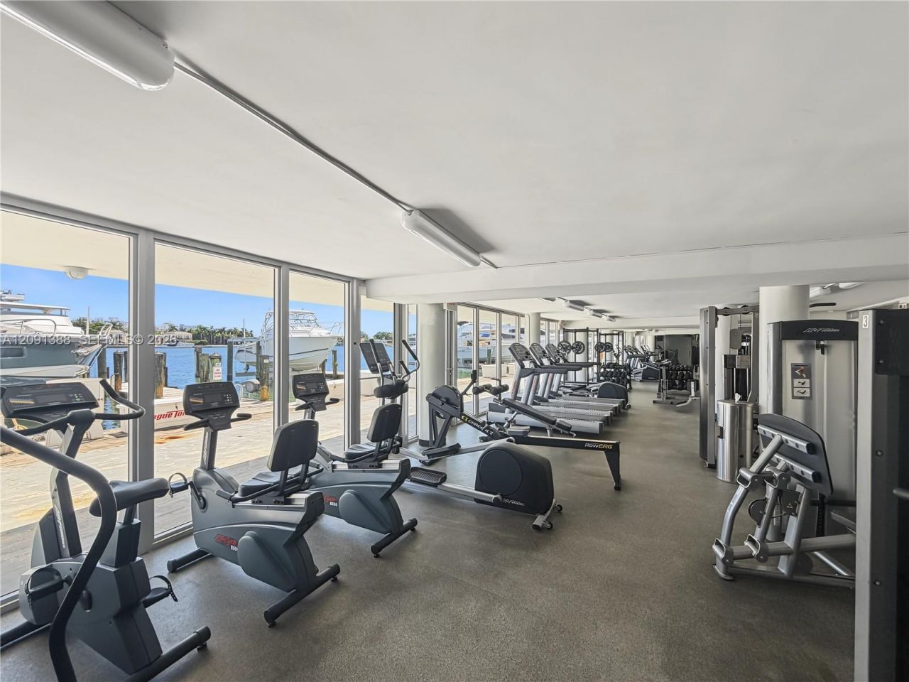 900 Bay Dr, Unit 221, Miami Beach, FL 33141 Photo