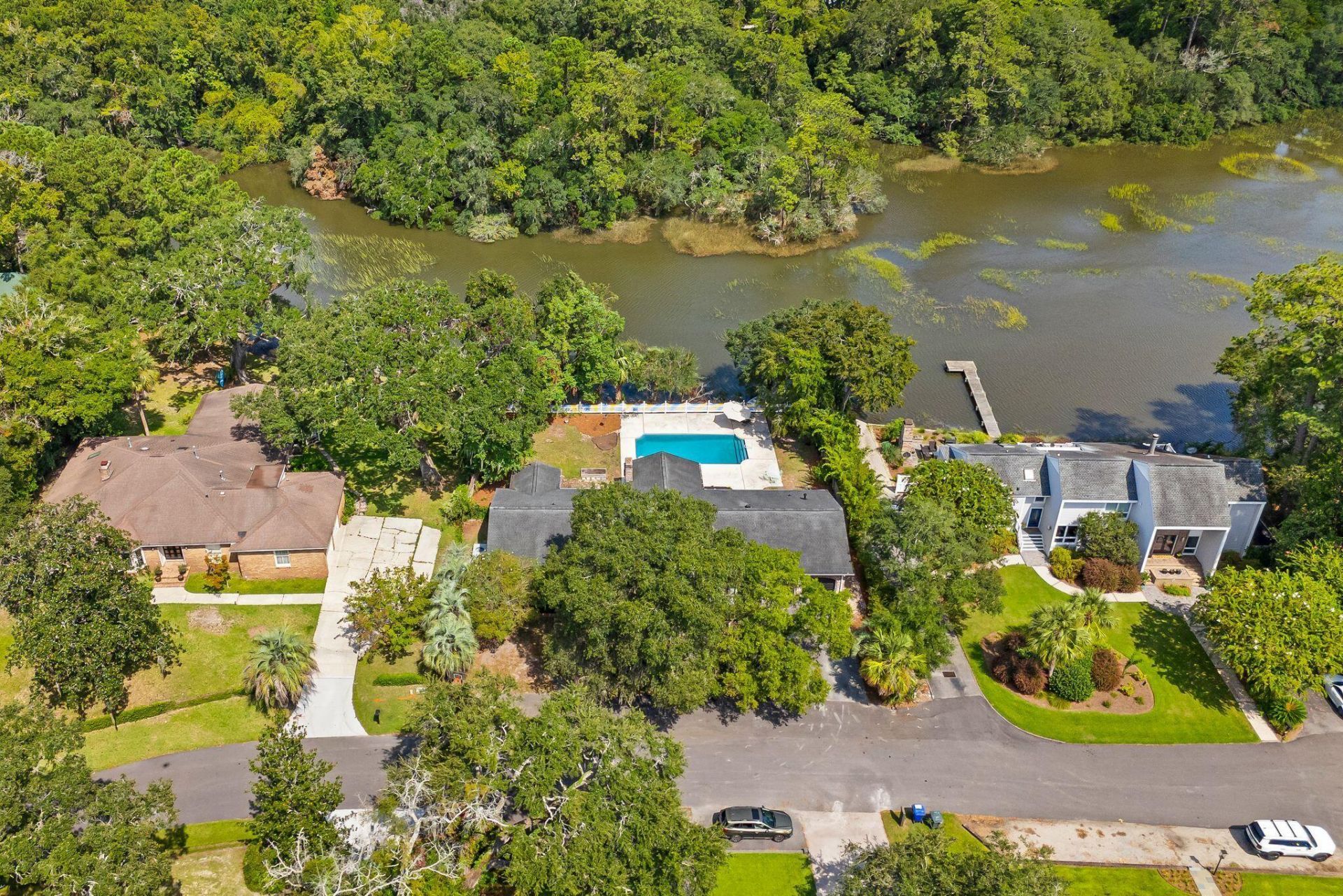 33 Town Creek Drive Photo 47