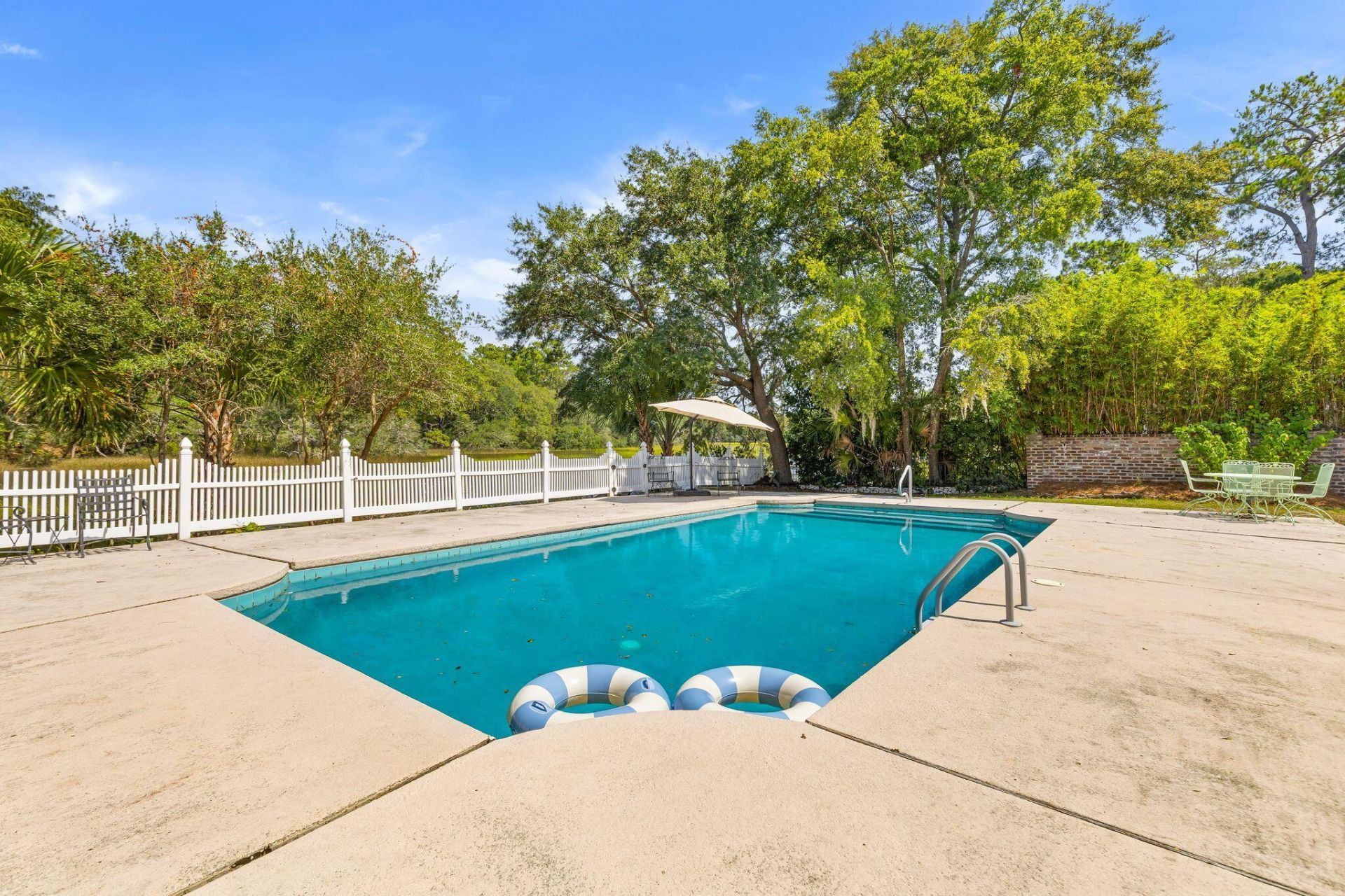 33 Town Creek Drive Photo 53