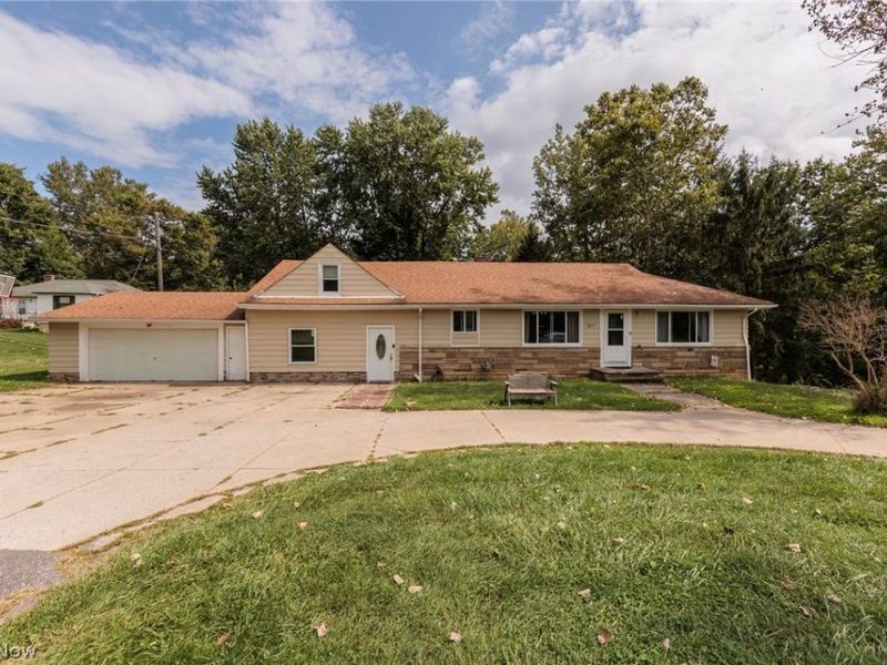 8617 Broadview Road, Broadview Heights, OH 44147 Photo 1