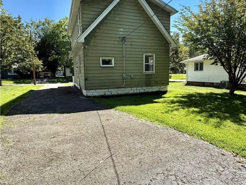 41 Dewhurst Avenue, Bedford, OH 44146 Photo 18