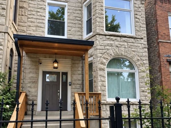 3234 W Fulton Boulevard , Chicago, IL 60624