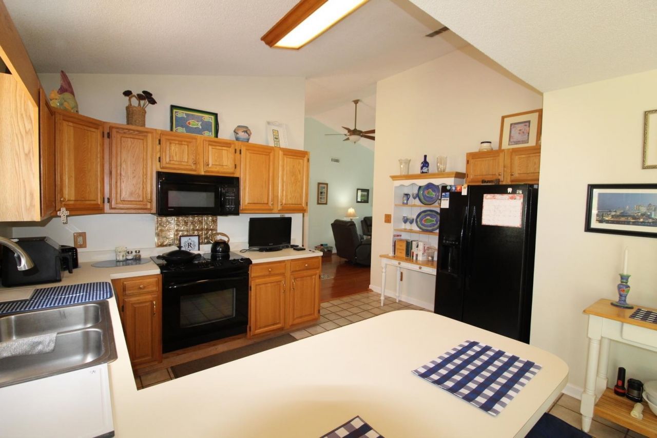 311 Troon Ln.  Photo 14