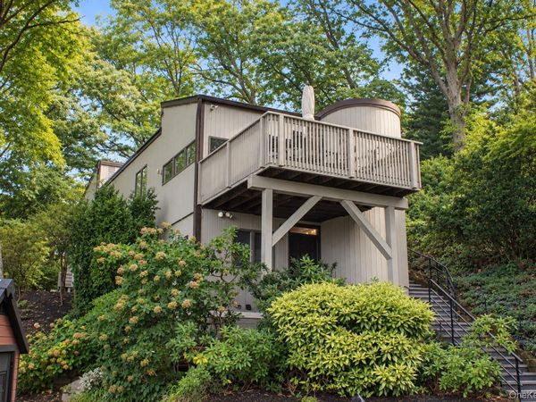 732 Sound View Road, Mill Neck, NY 11771