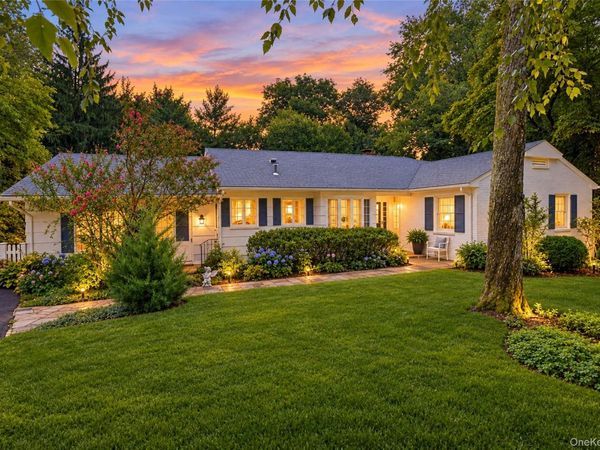 12 E Wheeler Place E, West Nyack, NY 10994