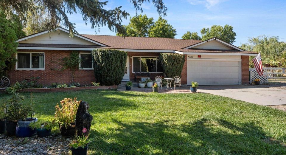110 E Laramie Drive, Reno, NV 89521 Photo