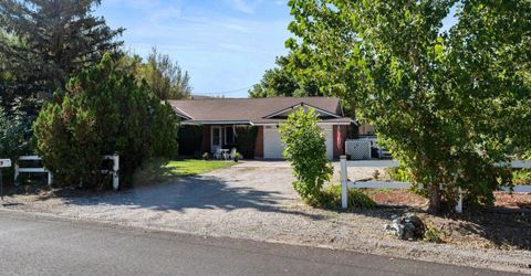 110 E Laramie Drive, Reno, NV 89521 Photo