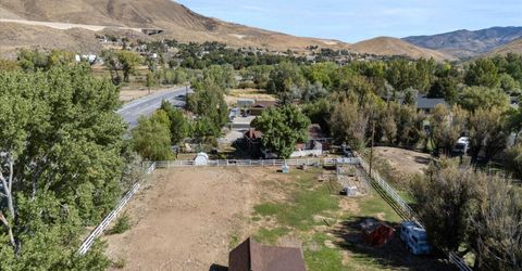 110 E Laramie Drive, Reno, NV 89521 Photo
