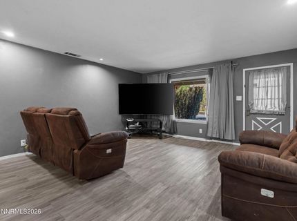 110 E Laramie Drive, Reno, NV 89521 Photo